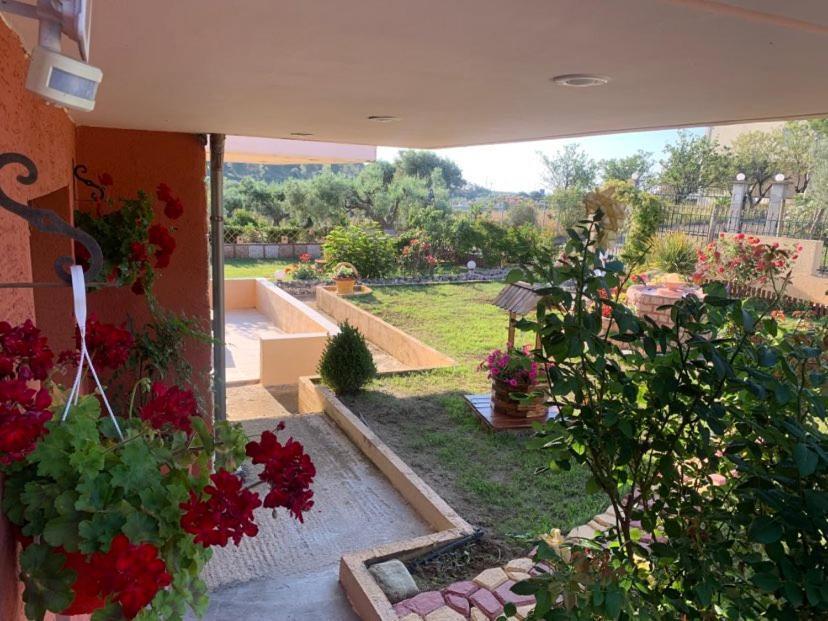 Dora'S Garden Villa Alexandroupoli Exterior photo