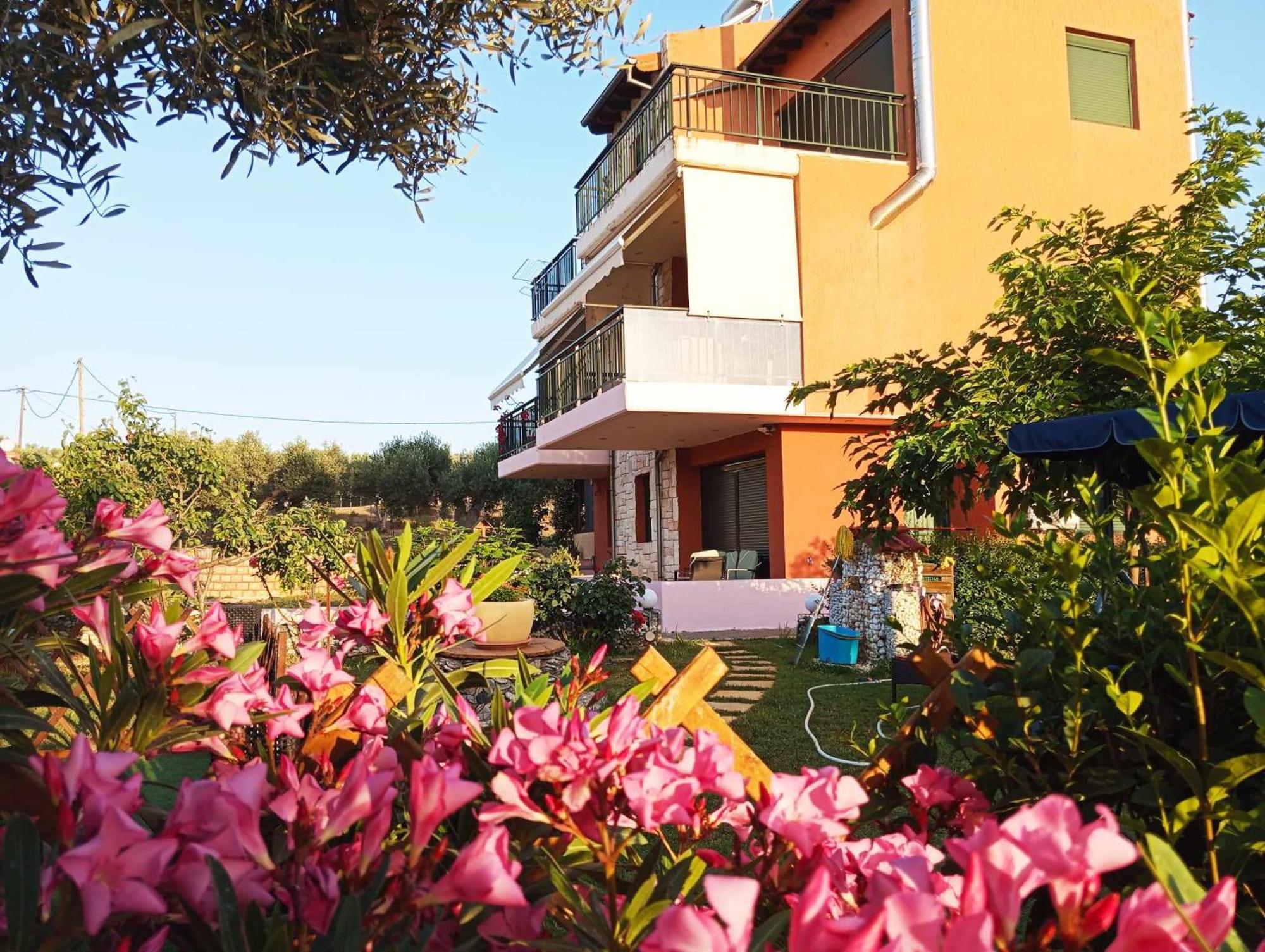 Dora'S Garden Villa Alexandroupoli Exterior photo